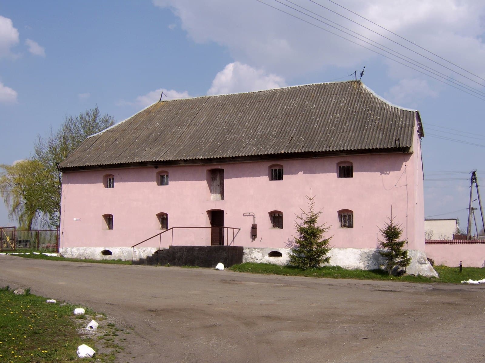 The estate granary of Plutowo